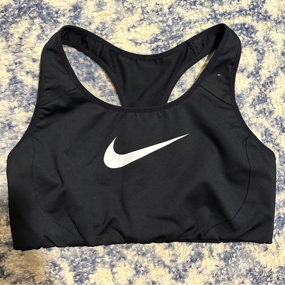 Nike spice M black sports bra